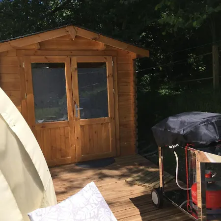 Luxury tent Yourte Et Son Bain Nordique